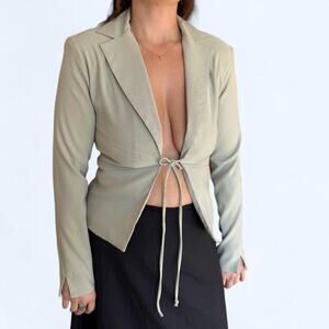 Vintage 90s y2k front tie top fits like a size medium